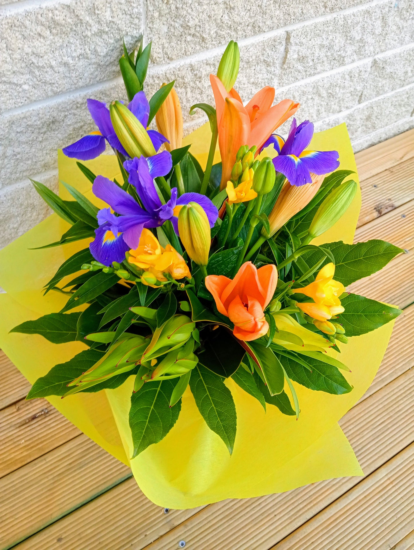 Bright Iris & Lilly Bouquet